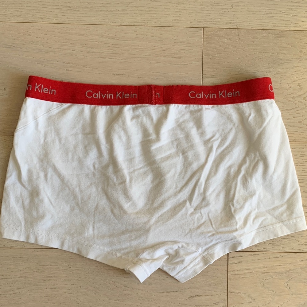 Calvin Klein White Boxer Briefs with Red Waistband - Picture 4 of 4